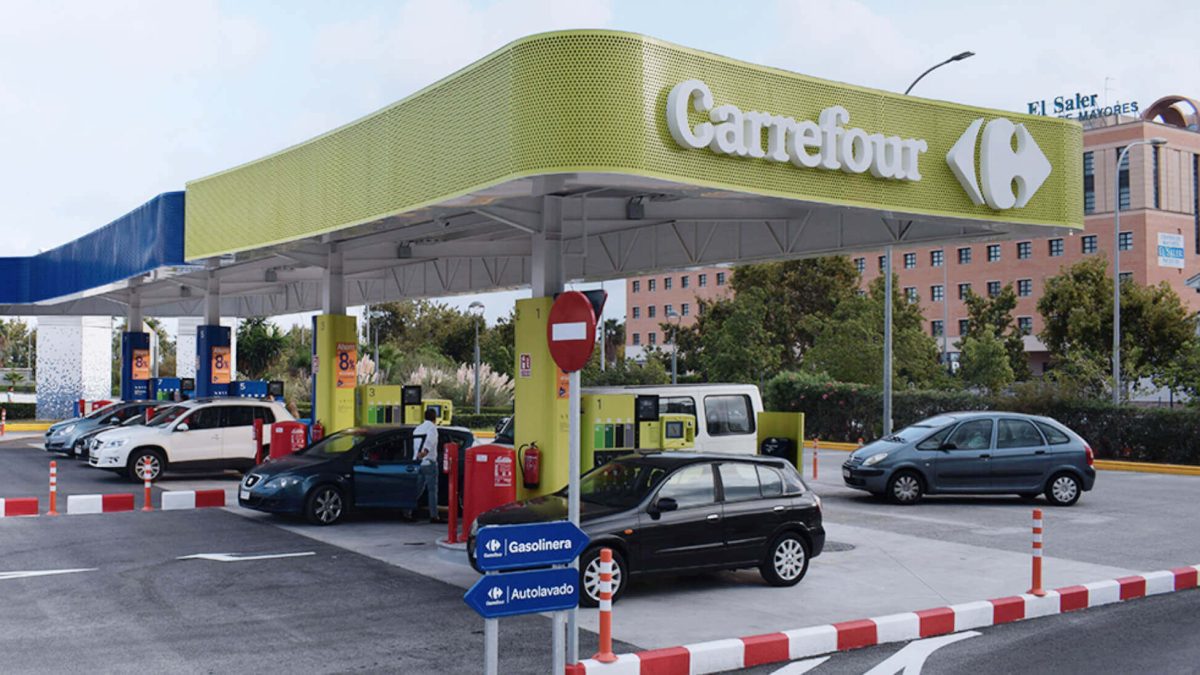 Las gasolineras 'low cost' siguen ganando la batalla del precio al surtidor