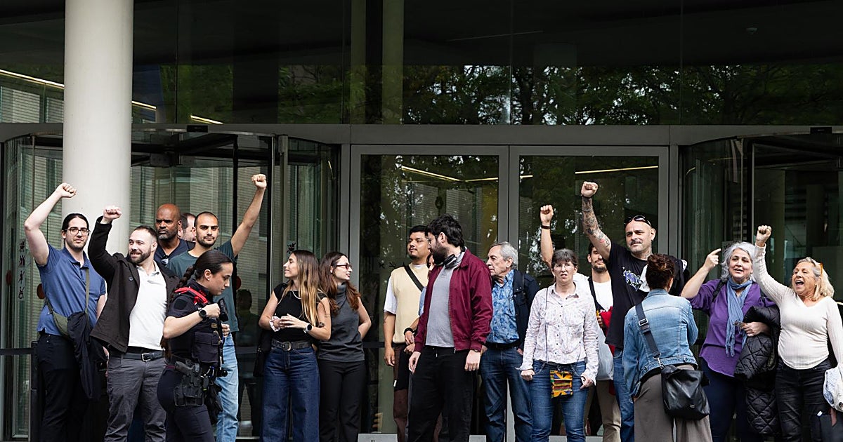 Ocho condenados por boicotear un homenaje a Cervantes organizado por SCC en la UB