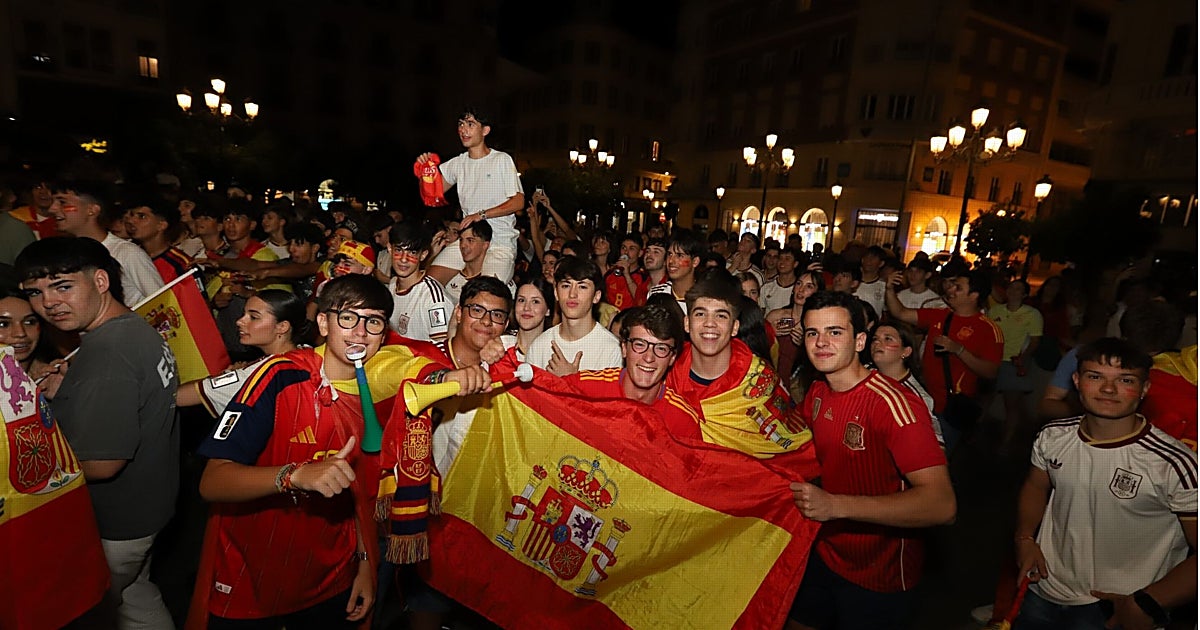 España, a la final del Mundial: la euforia desborda las calles de toda España