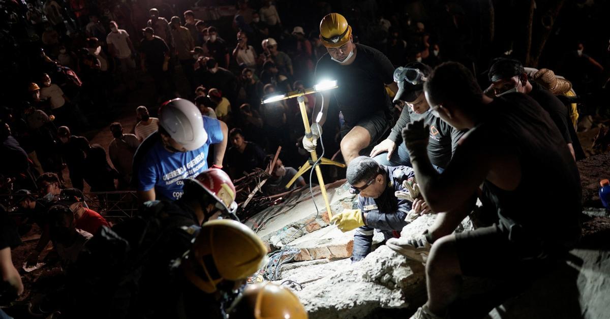 Un terremoto de magnitud 7,4 devasta el oeste de Colombia y deja 132 muertos