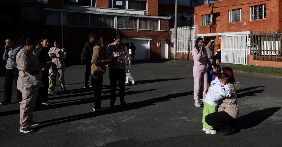 Un terremoto de magnitud 7,4 sacude Colombia y se siente en las principales ciudades