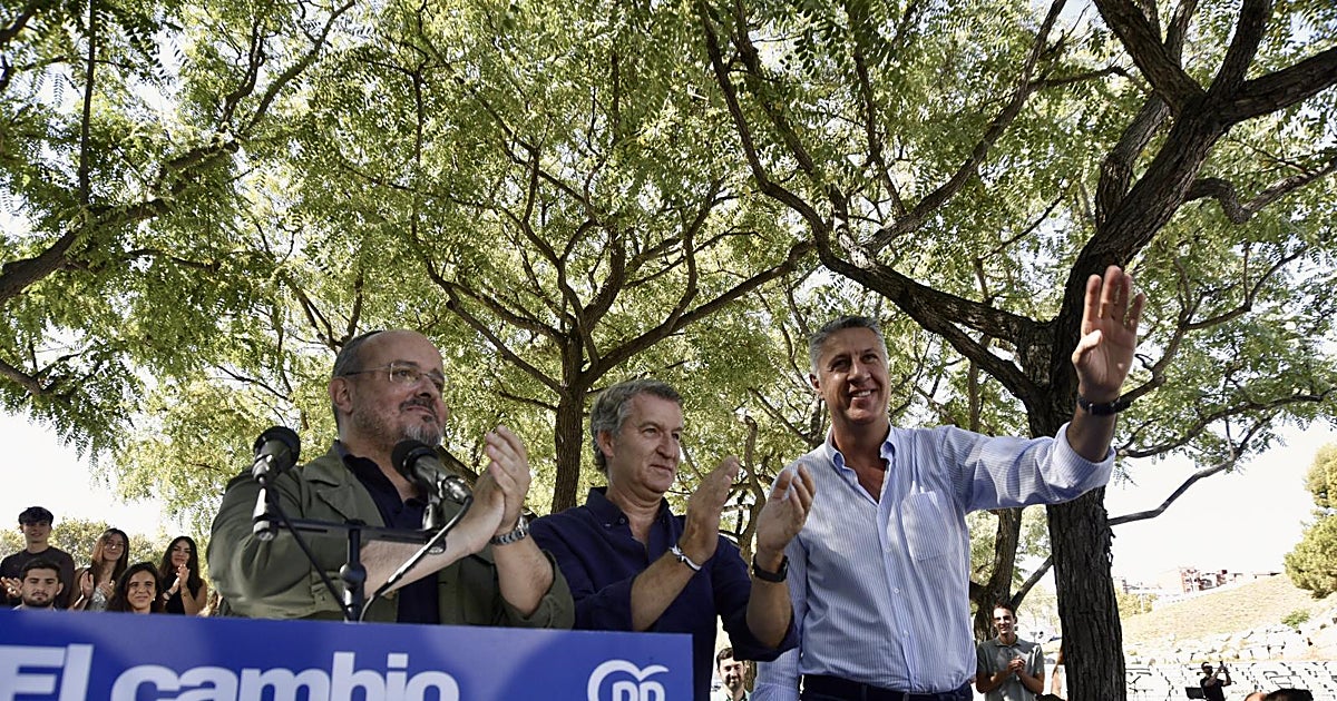 Feijóo lleva a Badalona su apuesta por revisar la nacionalidad y reactivar el PP en Cataluña