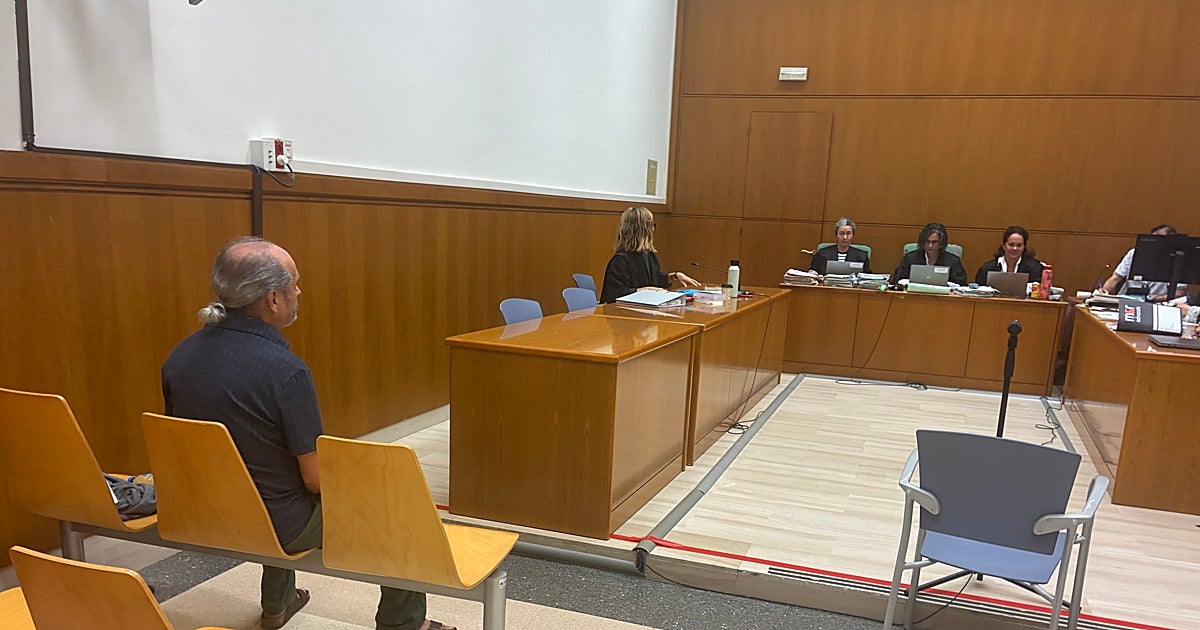 El juicio al falso gurú de La Pobla de Lillet se suspende por un fallo procesal en la instrucción