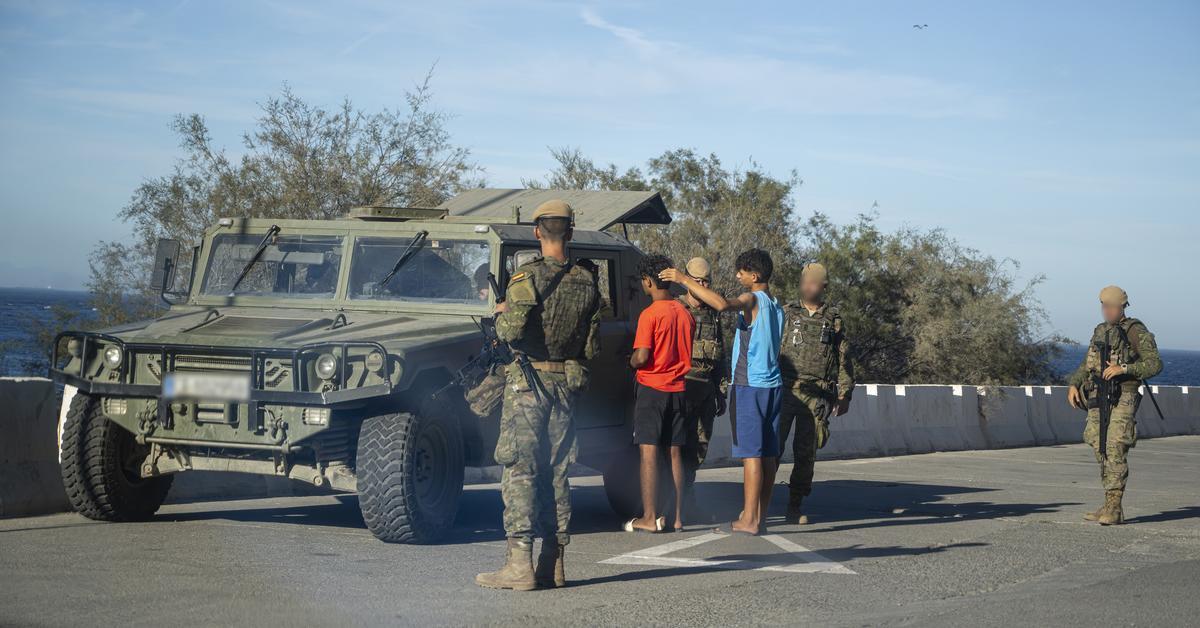 Vídeos prueban las agresiones de militares a migrantes en Ceuta
