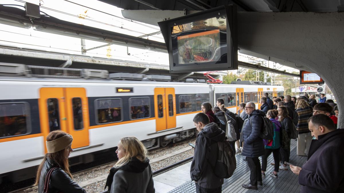 Un esllavissament al túnel de Gornal interromp el servei de FGC a la línia Llobregat-Anoia