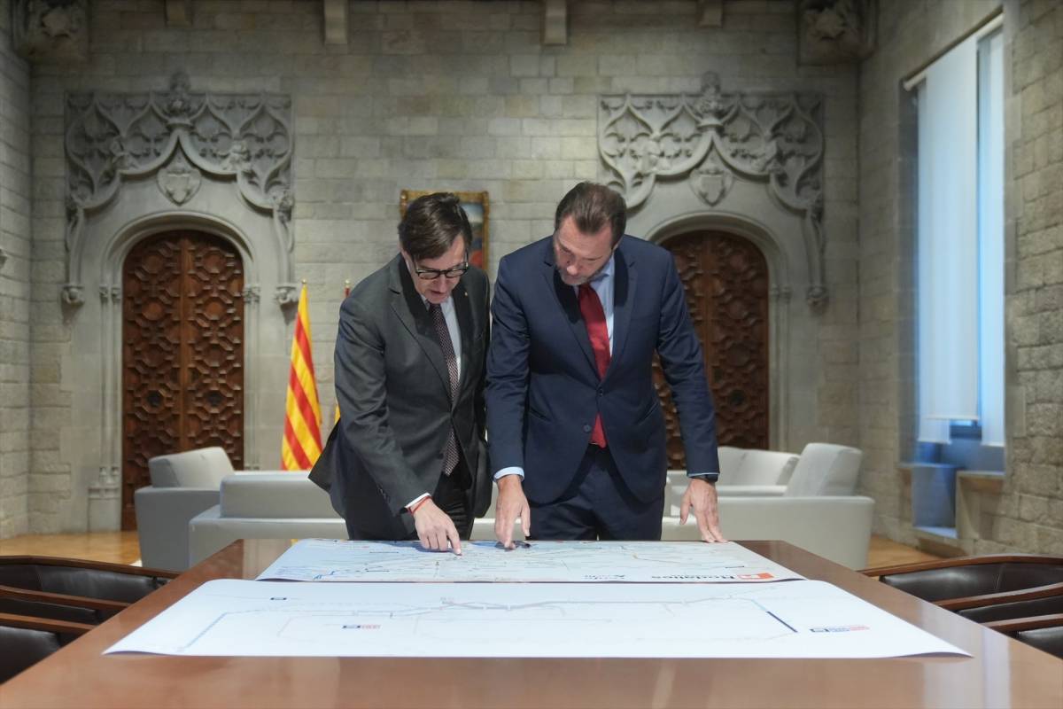 Puente promet nous trens a Rodalies per al 2027 i reitera el traspàs de la R1