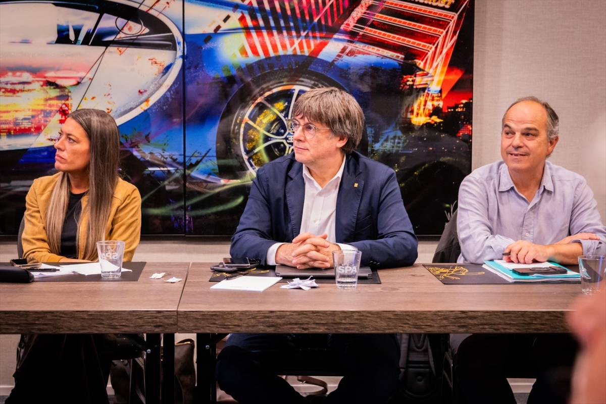 Junts amenaza con tumbar los decretos de vivienda si el Gobierno no los retira