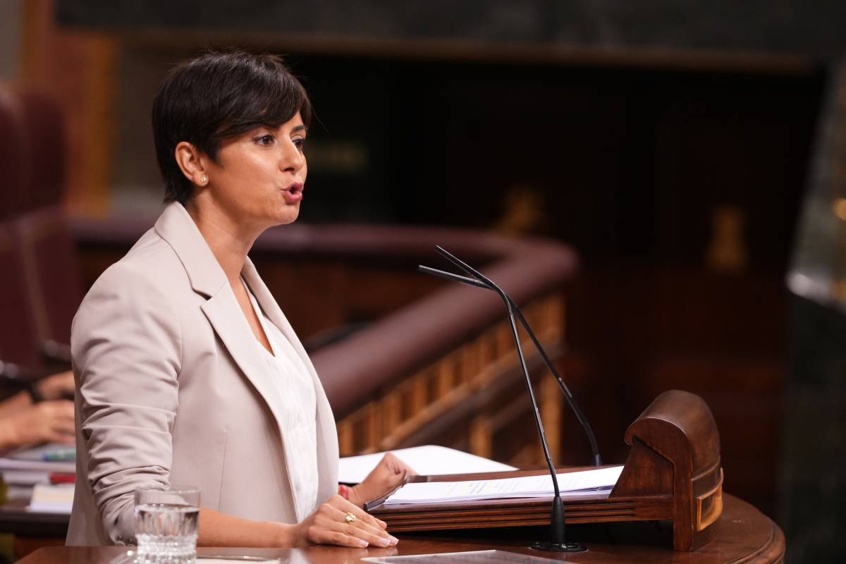 El Gobierno ofrece a Junts convertir el decreto de vivienda en proyecto de ley para salvar el pacto