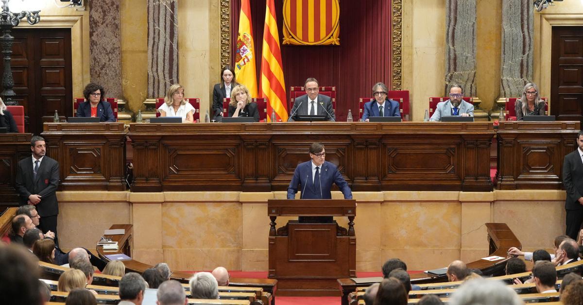 El Parlament tumba la medida estrella de Illa sobre vivienda compartida con la Generalitat