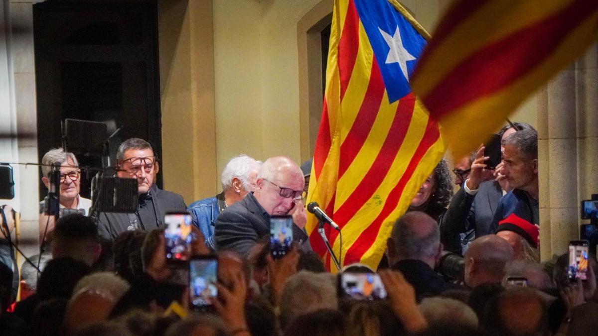 Puig visita el Parlament per primera vegada com a diputat, set anys després de fugir