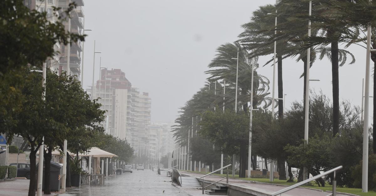 Las lluvias dejan casi 700 litros acumulados en el País Valencià y una víctima mortal