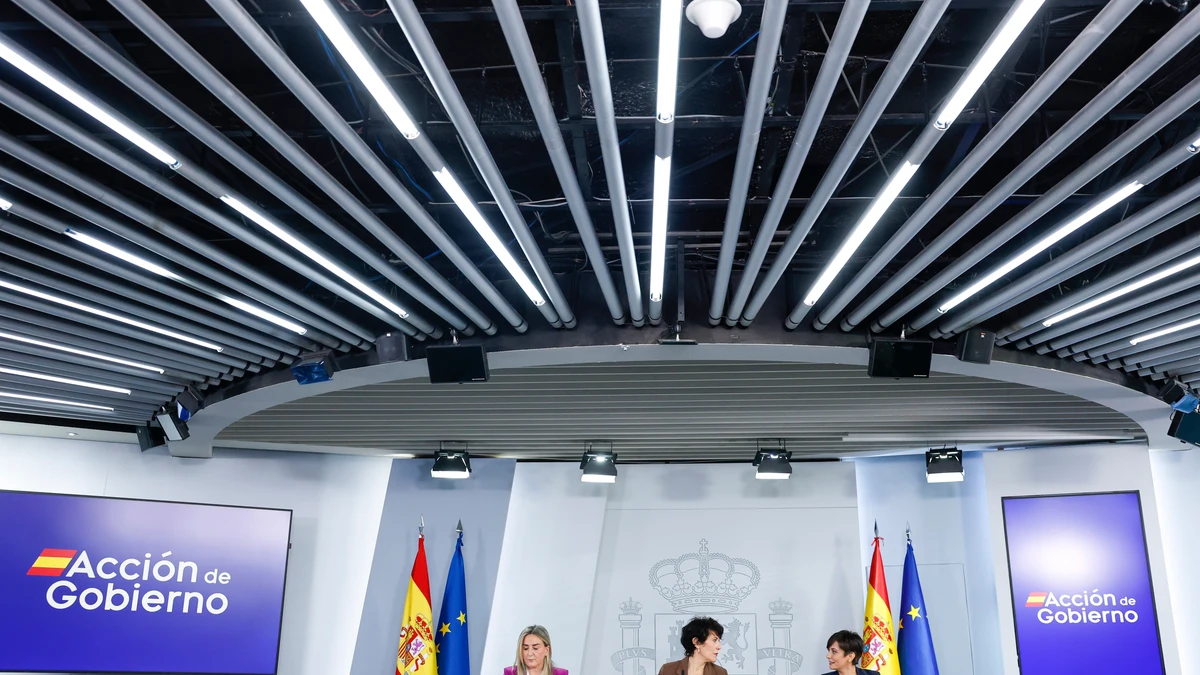 El Gobierno garantiza al Supremo que entregará la lista de los 163.000 nacionalizados sin voto