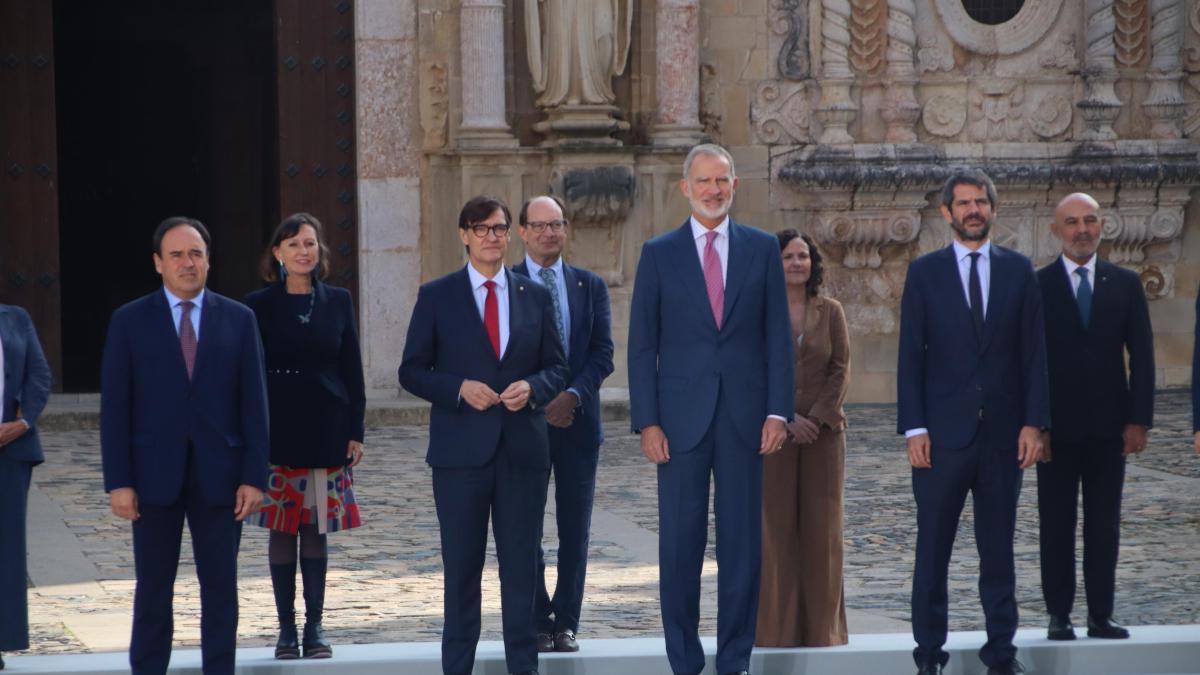 Felipe VI reúne en Poblet a los presidentes de las cuatro comunidades de la antigua Corona de Aragón